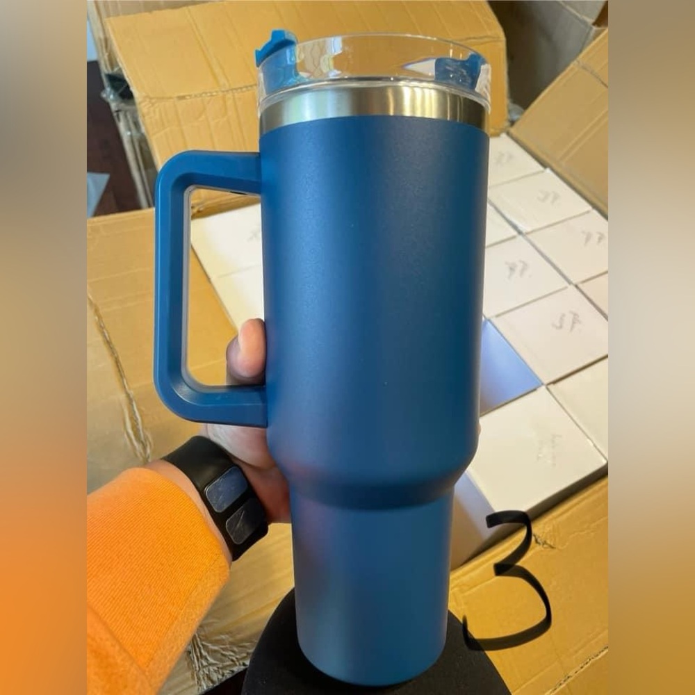 Unbranded plain navy 40oz tumbler